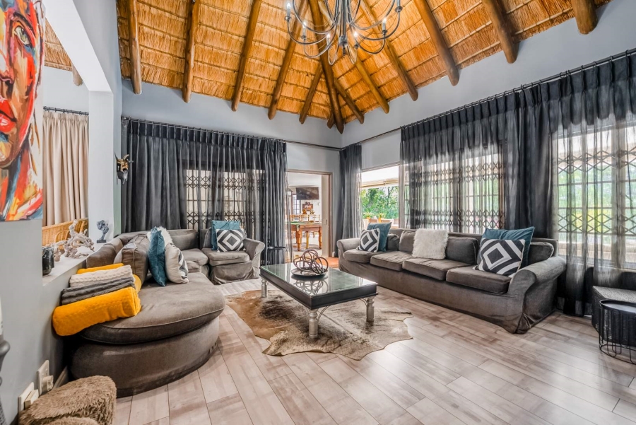 6 Bedroom Property for Sale in Bryanston Gauteng