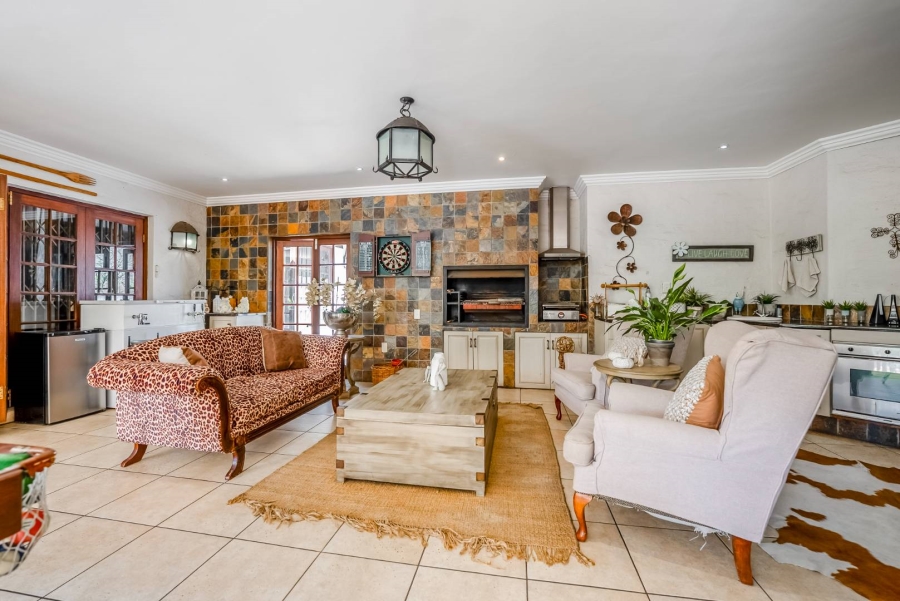 6 Bedroom Property for Sale in Bryanston Gauteng
