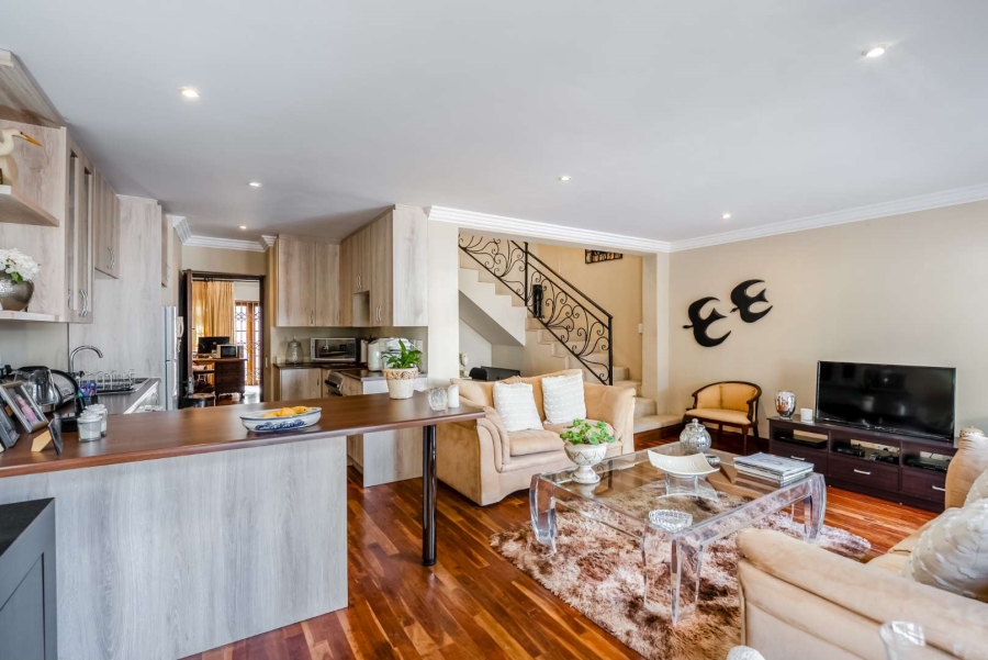 6 Bedroom Property for Sale in Bryanston Gauteng