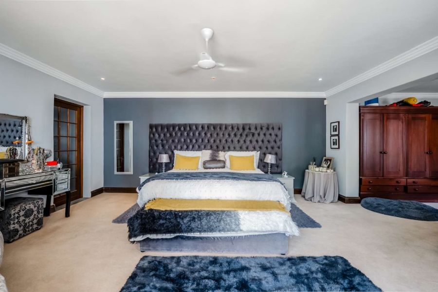6 Bedroom Property for Sale in Bryanston Gauteng