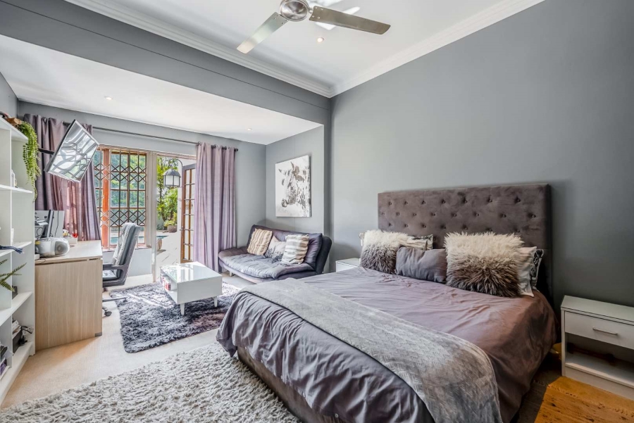 6 Bedroom Property for Sale in Bryanston Gauteng