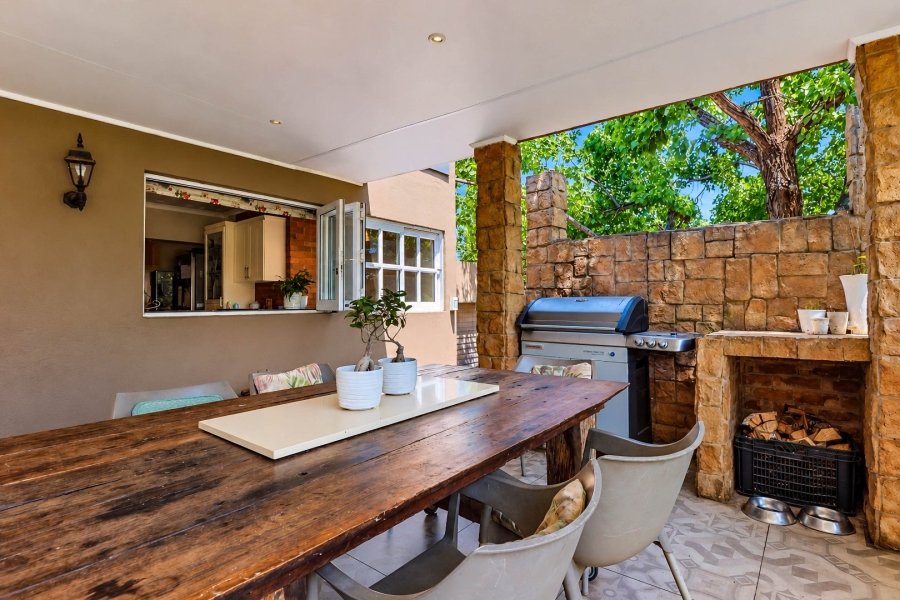 8 Bedroom Property for Sale in Irene Gauteng
