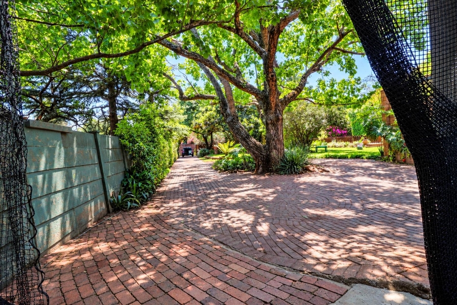 8 Bedroom Property for Sale in Irene Gauteng
