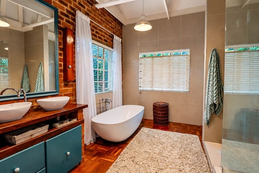 8 Bedroom Property for Sale in Irene Gauteng