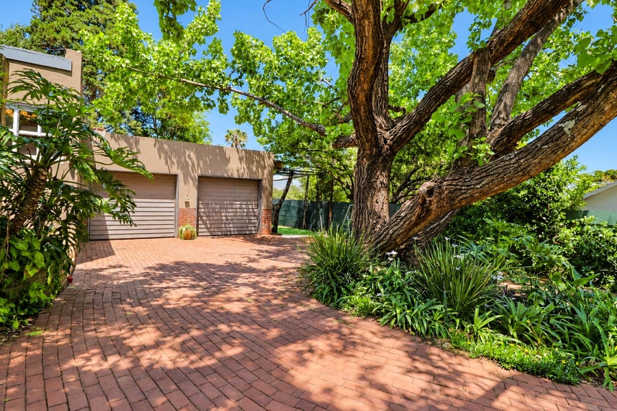 8 Bedroom Property for Sale in Irene Gauteng