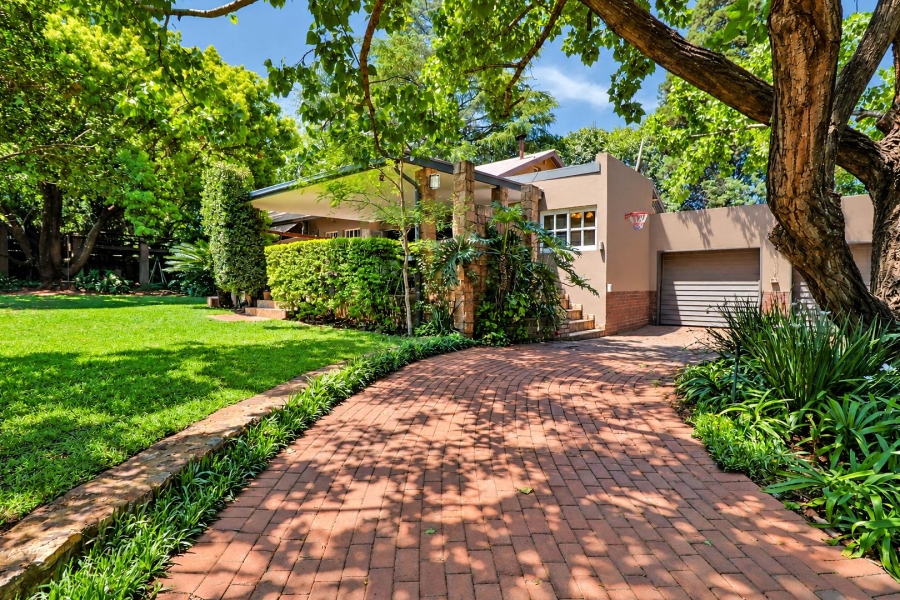 8 Bedroom Property for Sale in Irene Gauteng