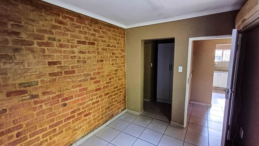 8 Bedroom Property for Sale in Irene Gauteng