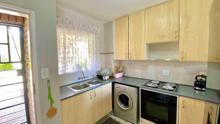 2 Bedroom Property for Sale in Boardwalk Gauteng