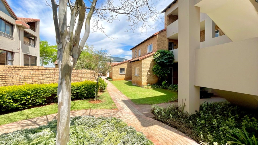 2 Bedroom Property for Sale in Boardwalk Gauteng