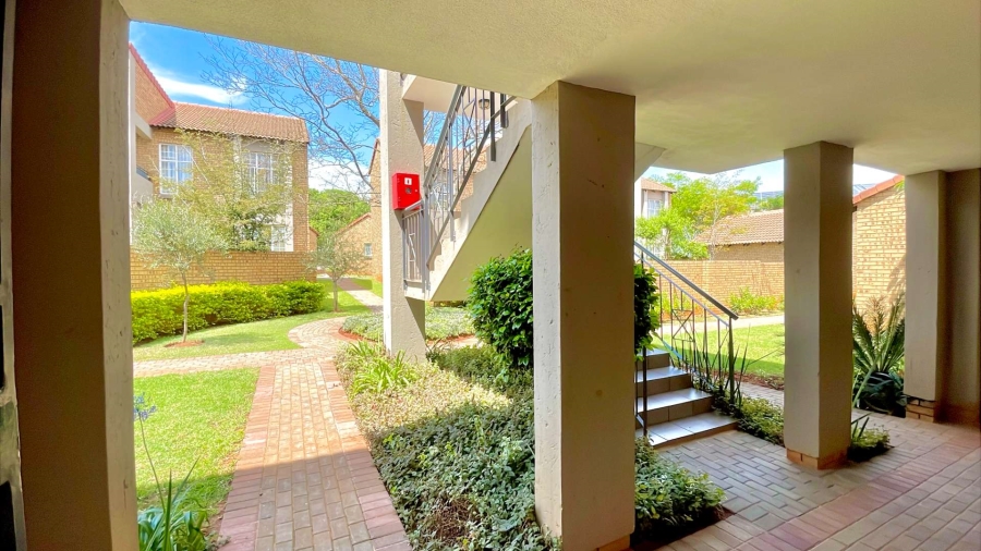 2 Bedroom Property for Sale in Boardwalk Gauteng