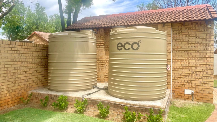 2 Bedroom Property for Sale in Boardwalk Gauteng