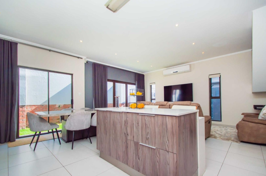 3 Bedroom Property for Sale in Bryanston Gauteng
