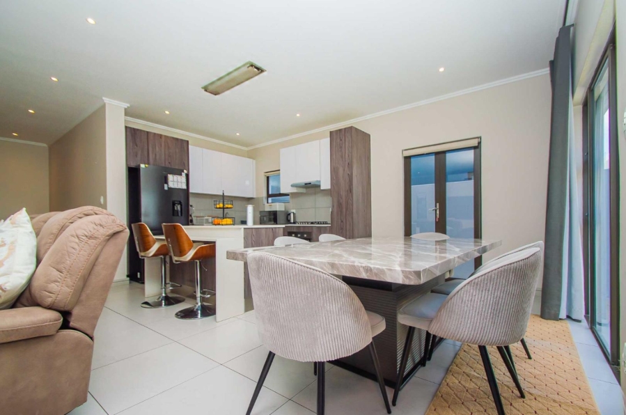 3 Bedroom Property for Sale in Bryanston Gauteng