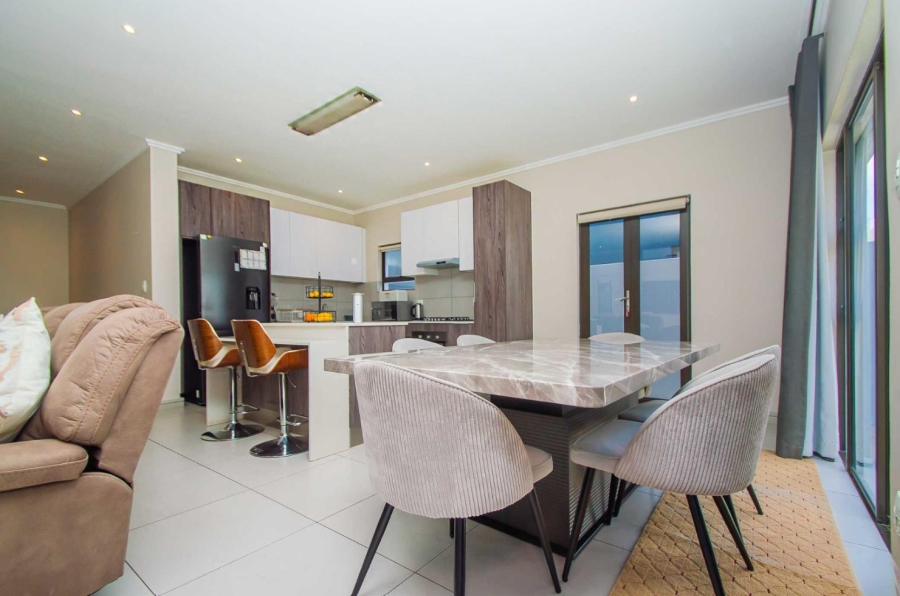 3 Bedroom Property for Sale in Bryanston Gauteng