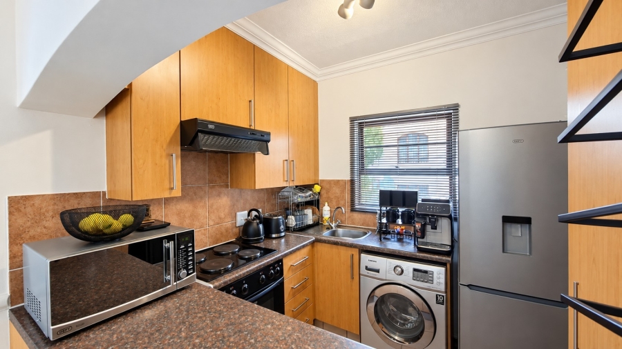 1 Bedroom Property for Sale in Morningside Gauteng