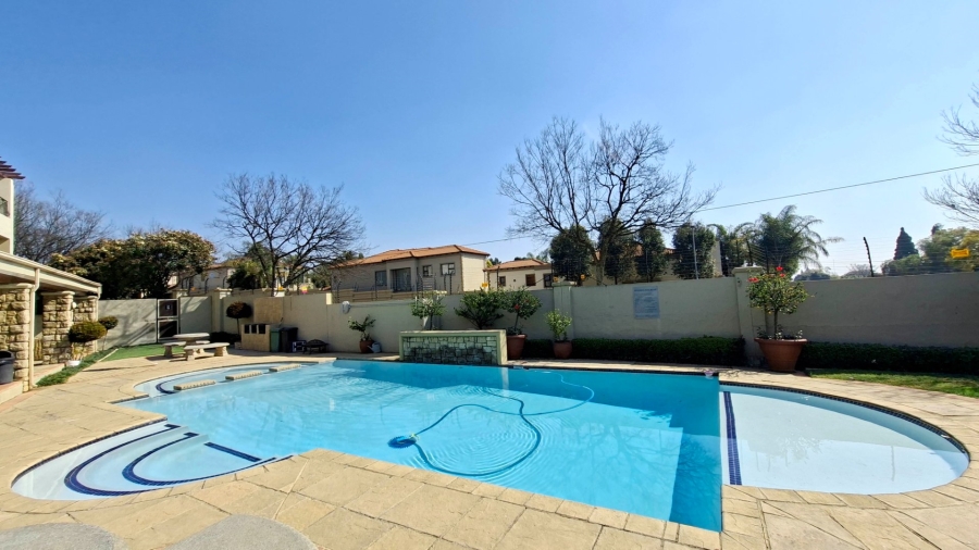 1 Bedroom Property for Sale in Morningside Gauteng
