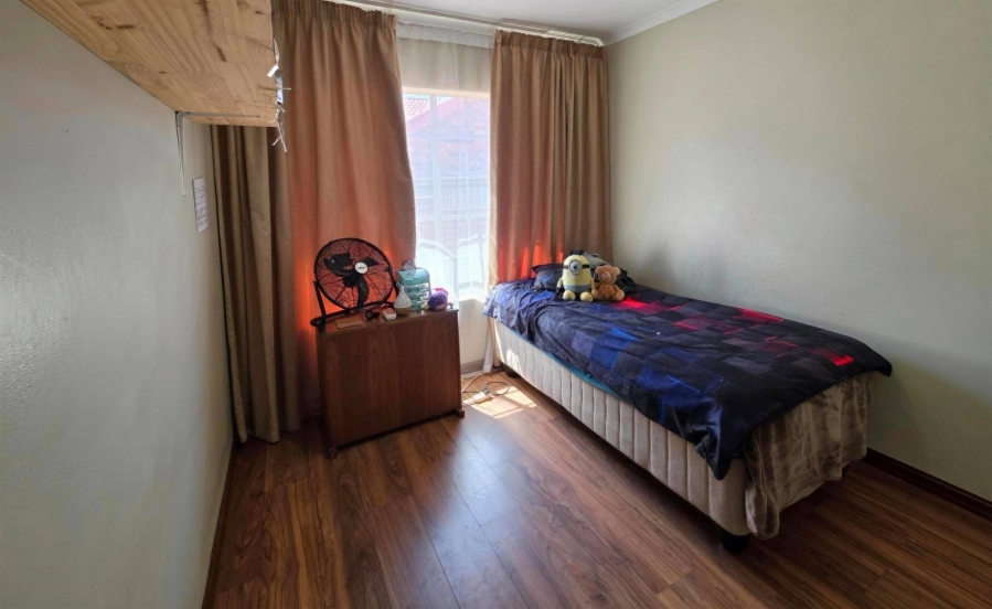 3 Bedroom Property for Sale in Garsfontein Gauteng