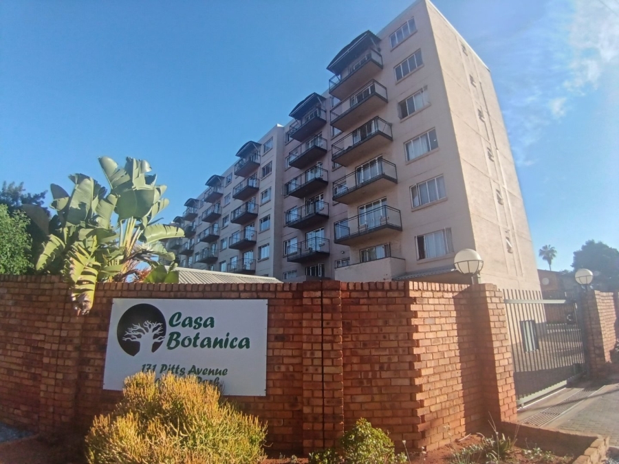 2 Bedroom Property for Sale in Weavind Park Gauteng