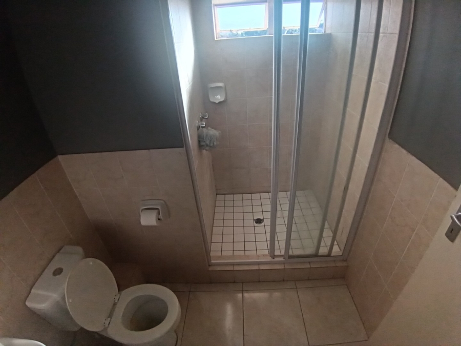 2 Bedroom Property for Sale in Weavind Park Gauteng