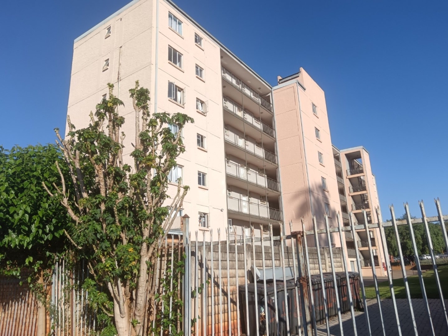 2 Bedroom Property for Sale in Weavind Park Gauteng