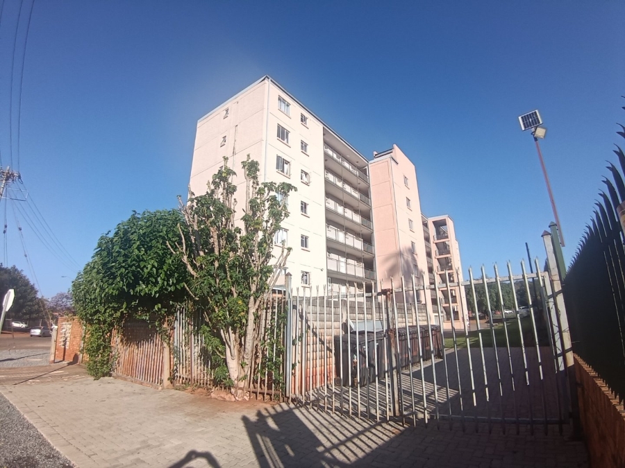 2 Bedroom Property for Sale in Weavind Park Gauteng
