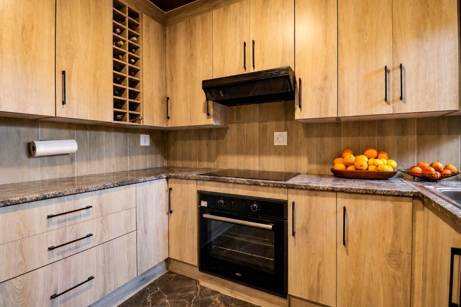 3 Bedroom Property for Sale in Bonaero Park Gauteng