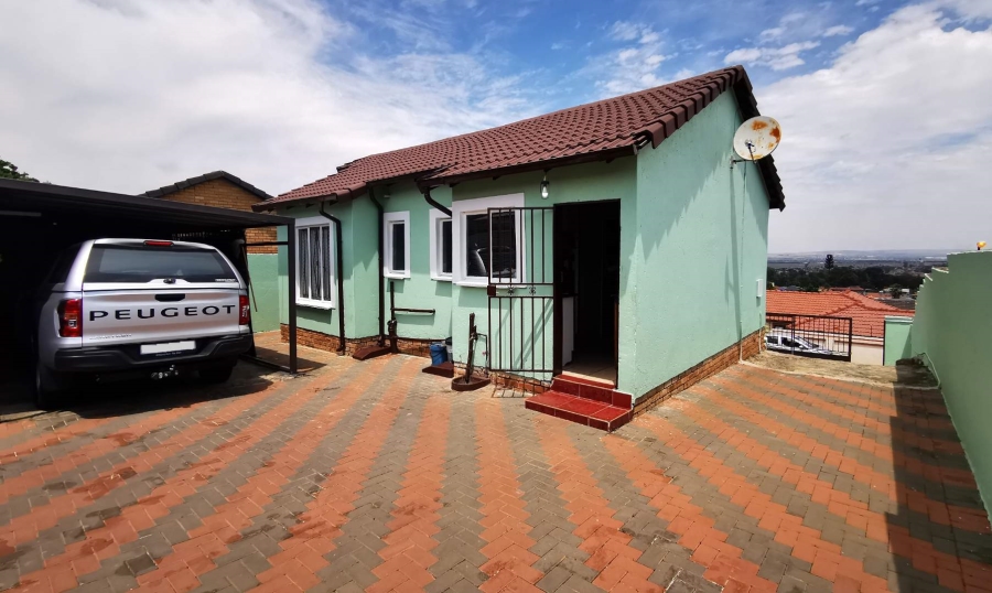 3 Bedroom Property for Sale in Naturena Gauteng