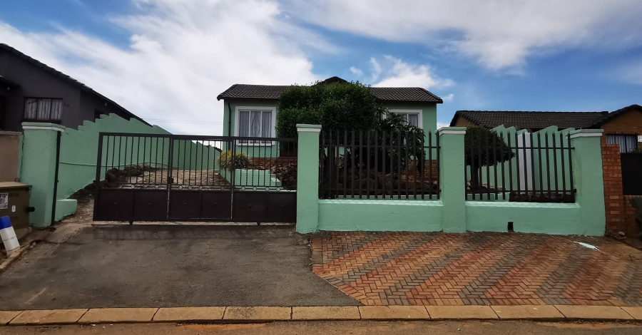 3 Bedroom Property for Sale in Naturena Gauteng