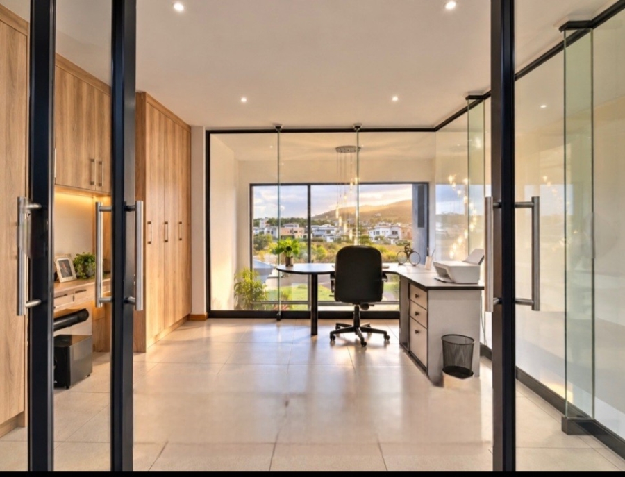 4 Bedroom Property for Sale in Eye of Africa Gauteng