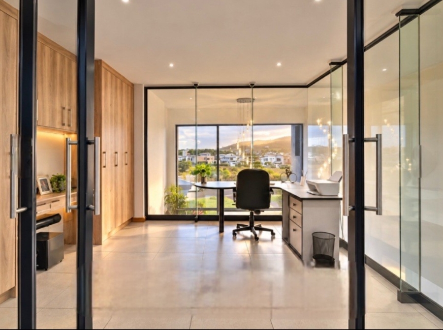 4 Bedroom Property for Sale in Eye of Africa Gauteng