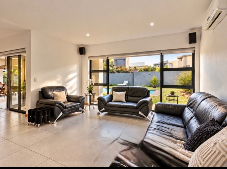 4 Bedroom Property for Sale in Eye of Africa Gauteng