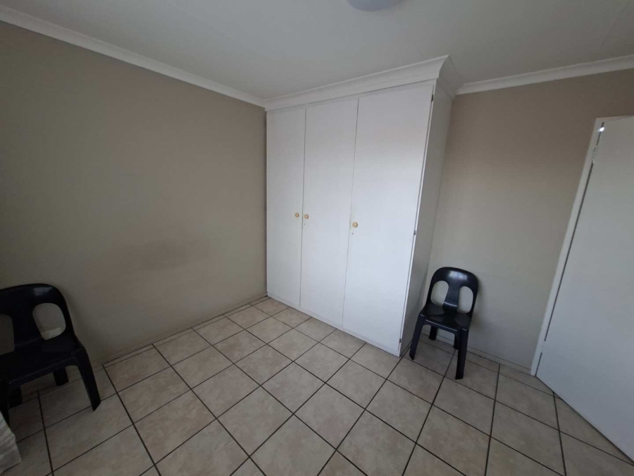 2 Bedroom Property for Sale in Roodepoort Gauteng