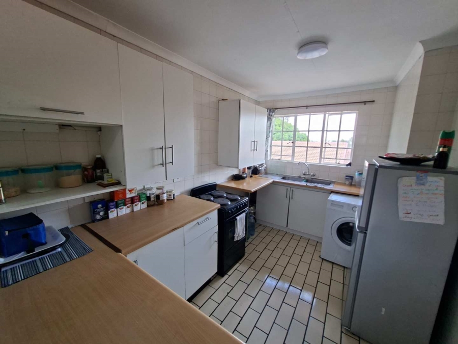 2 Bedroom Property for Sale in Roodepoort Gauteng