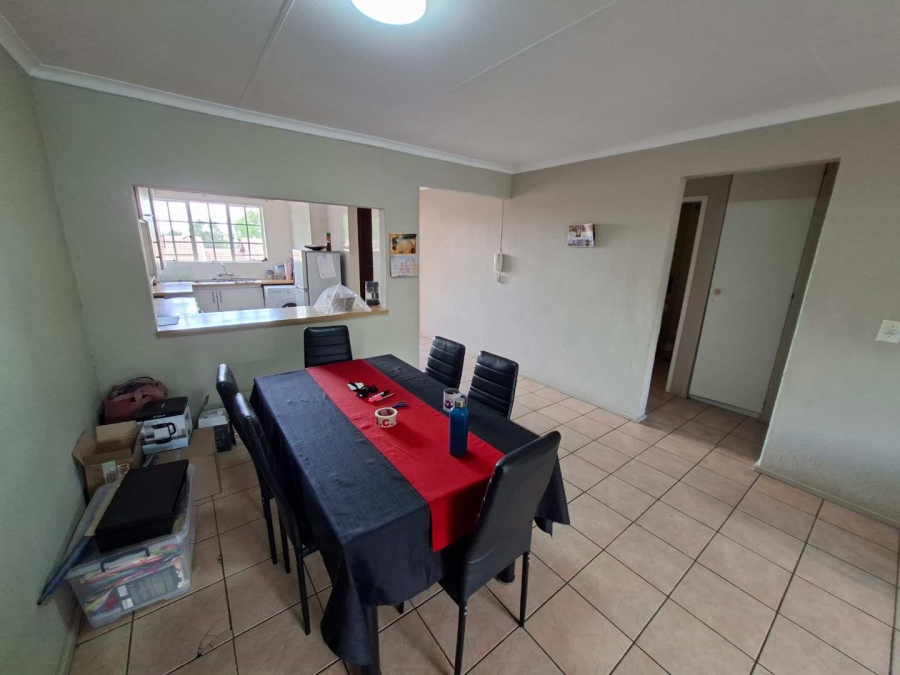 2 Bedroom Property for Sale in Roodepoort Gauteng