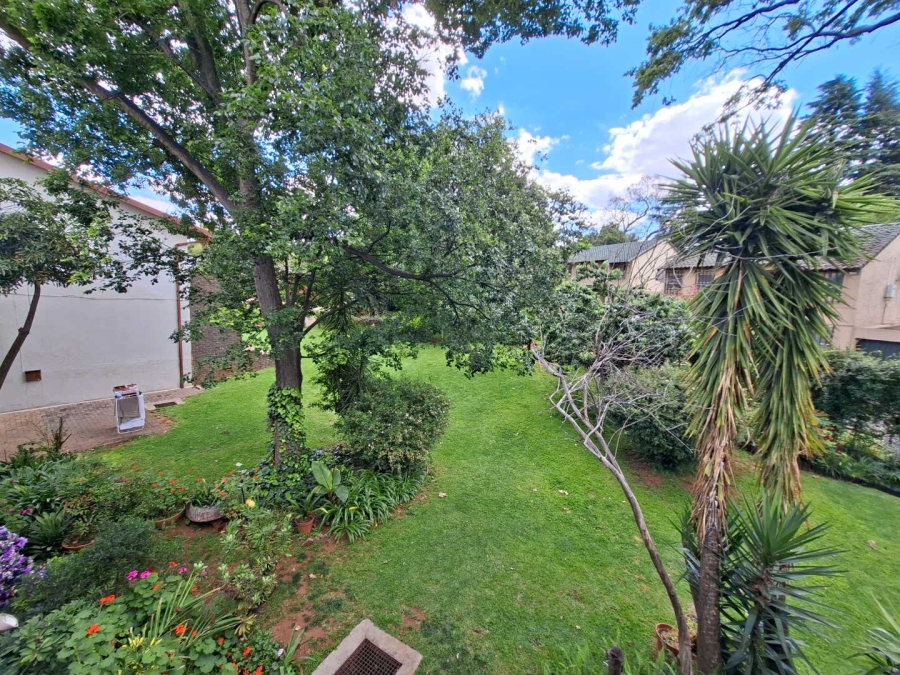 2 Bedroom Property for Sale in Roodepoort Gauteng