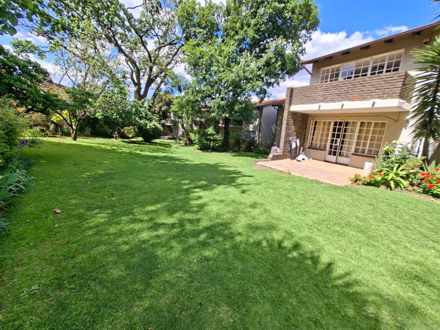 2 Bedroom Property for Sale in Roodepoort Gauteng