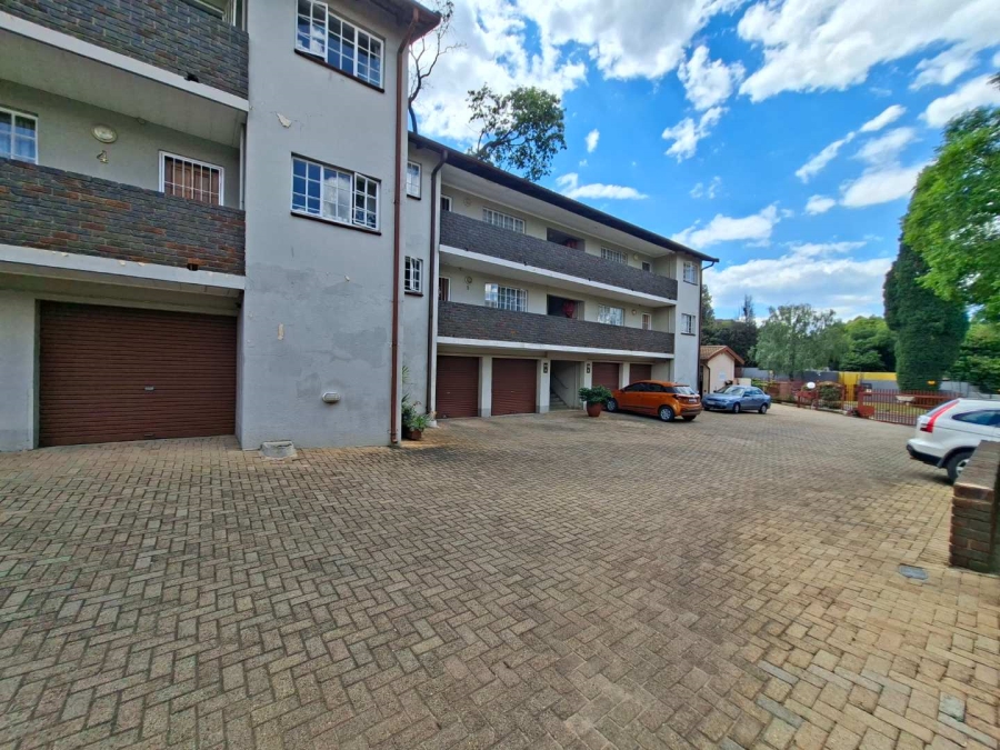 2 Bedroom Property for Sale in Roodepoort Gauteng