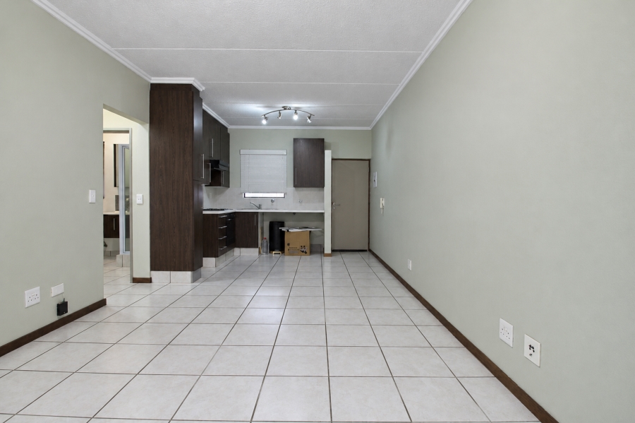 1 Bedroom Property for Sale in Lonehill Gauteng