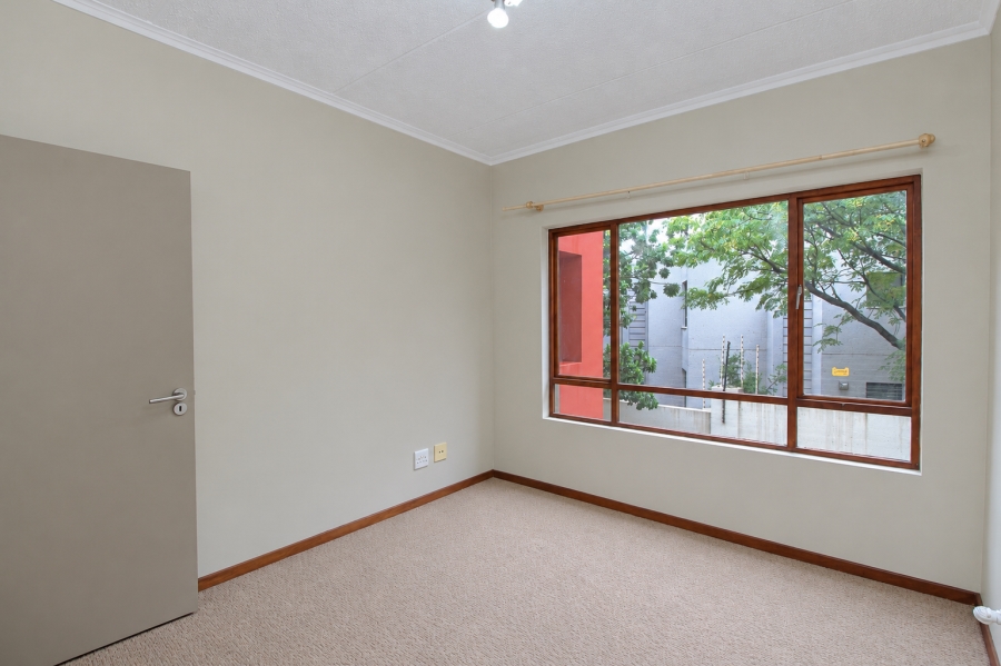 1 Bedroom Property for Sale in Lonehill Gauteng