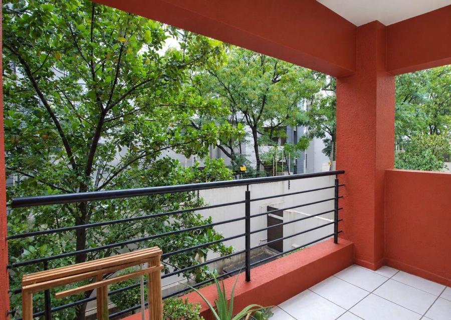 1 Bedroom Property for Sale in Lonehill Gauteng