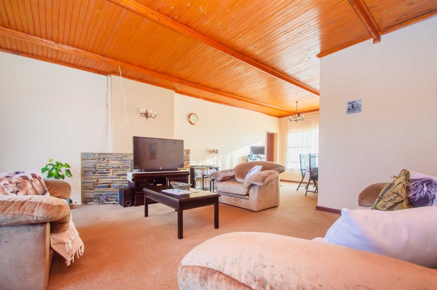 4 Bedroom Property for Sale in Noordheuwel Gauteng