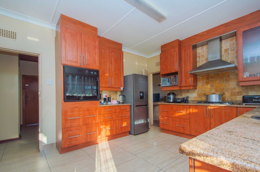 4 Bedroom Property for Sale in Noordheuwel Gauteng