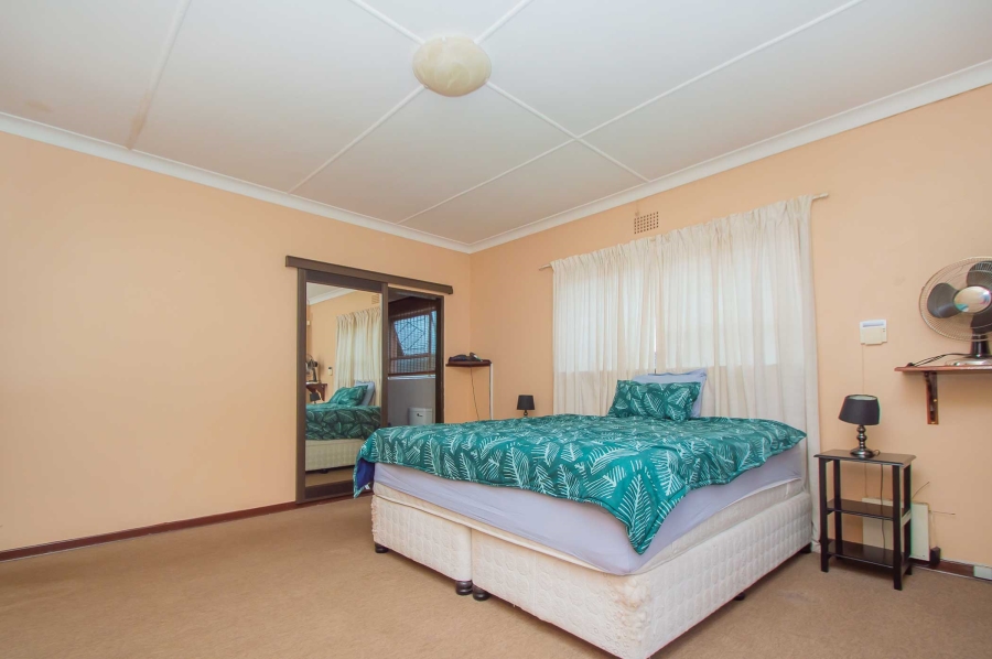 4 Bedroom Property for Sale in Noordheuwel Gauteng
