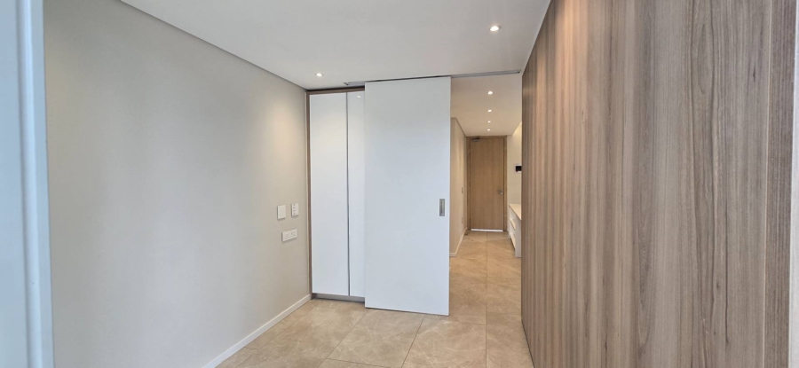 To Let 1 Bedroom Property for Rent in Rosebank Gauteng
