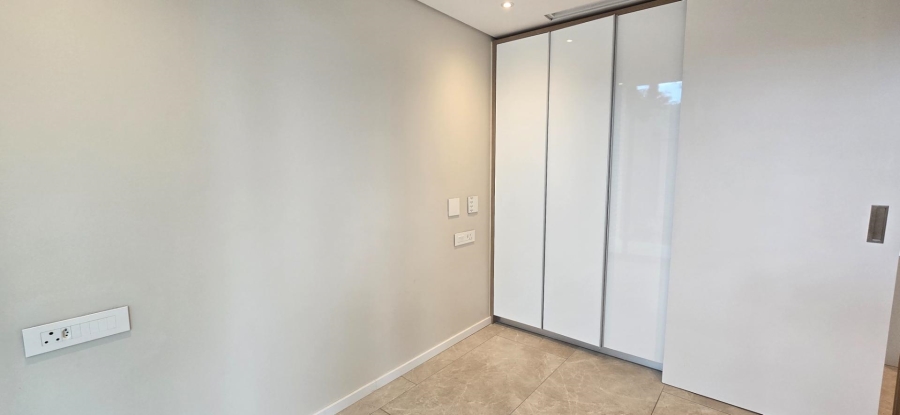 To Let 1 Bedroom Property for Rent in Rosebank Gauteng