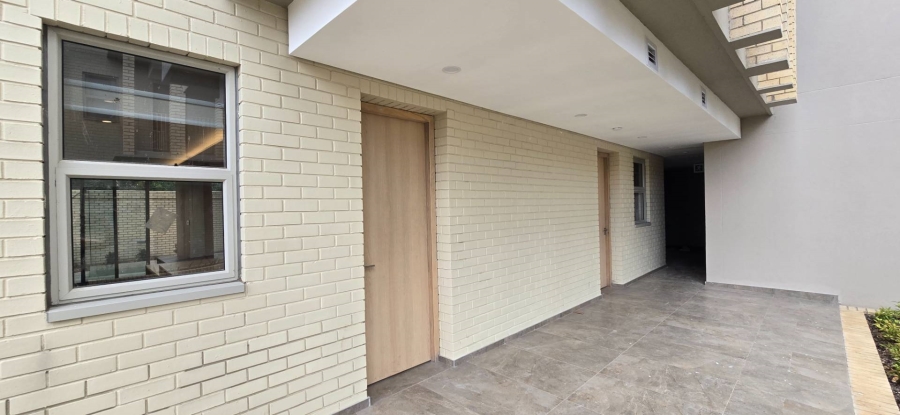 To Let 1 Bedroom Property for Rent in Rosebank Gauteng