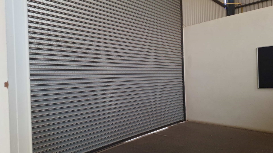 To Let Commercial Property for Rent in Kliprivier Gauteng