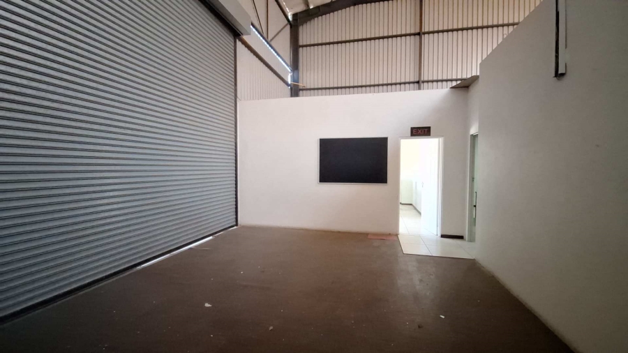 To Let Commercial Property for Rent in Kliprivier Gauteng