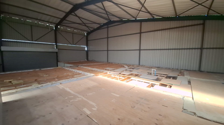 To Let Commercial Property for Rent in Kliprivier Gauteng