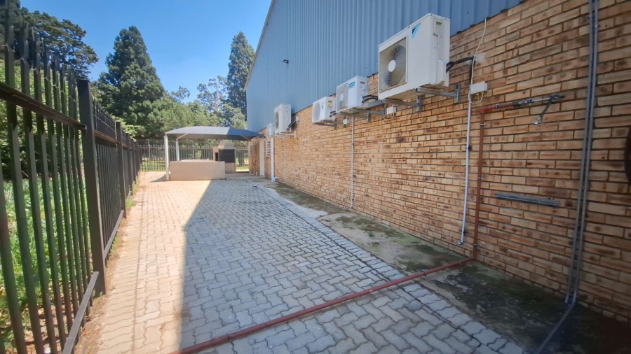 To Let Commercial Property for Rent in Kliprivier Gauteng